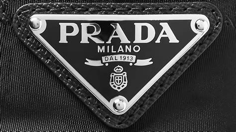 prada storia del brand